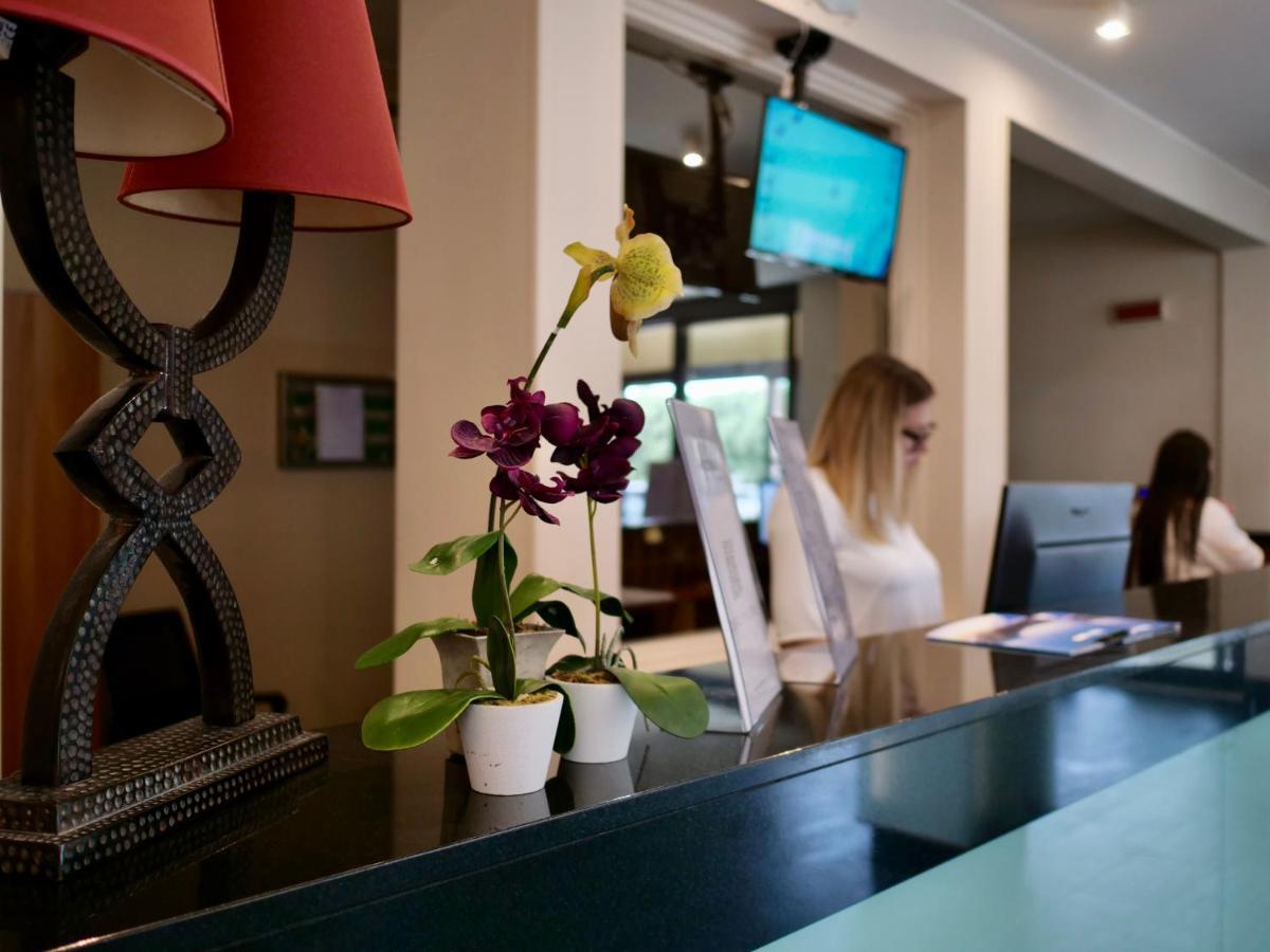 ליקאטה Falconara Greenblu Resort מראה חיצוני תמונה